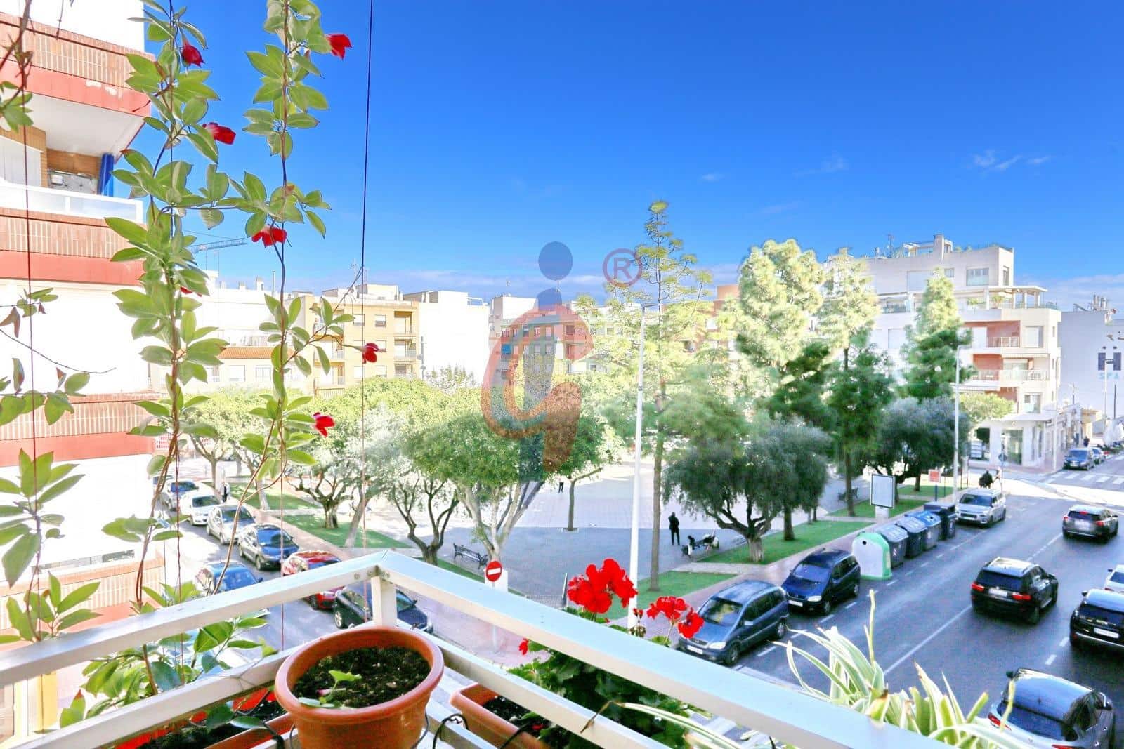 3 slaapkamer Appartement te koop in Guardamar del Segura - € 189.900 (Ref: 8638528)