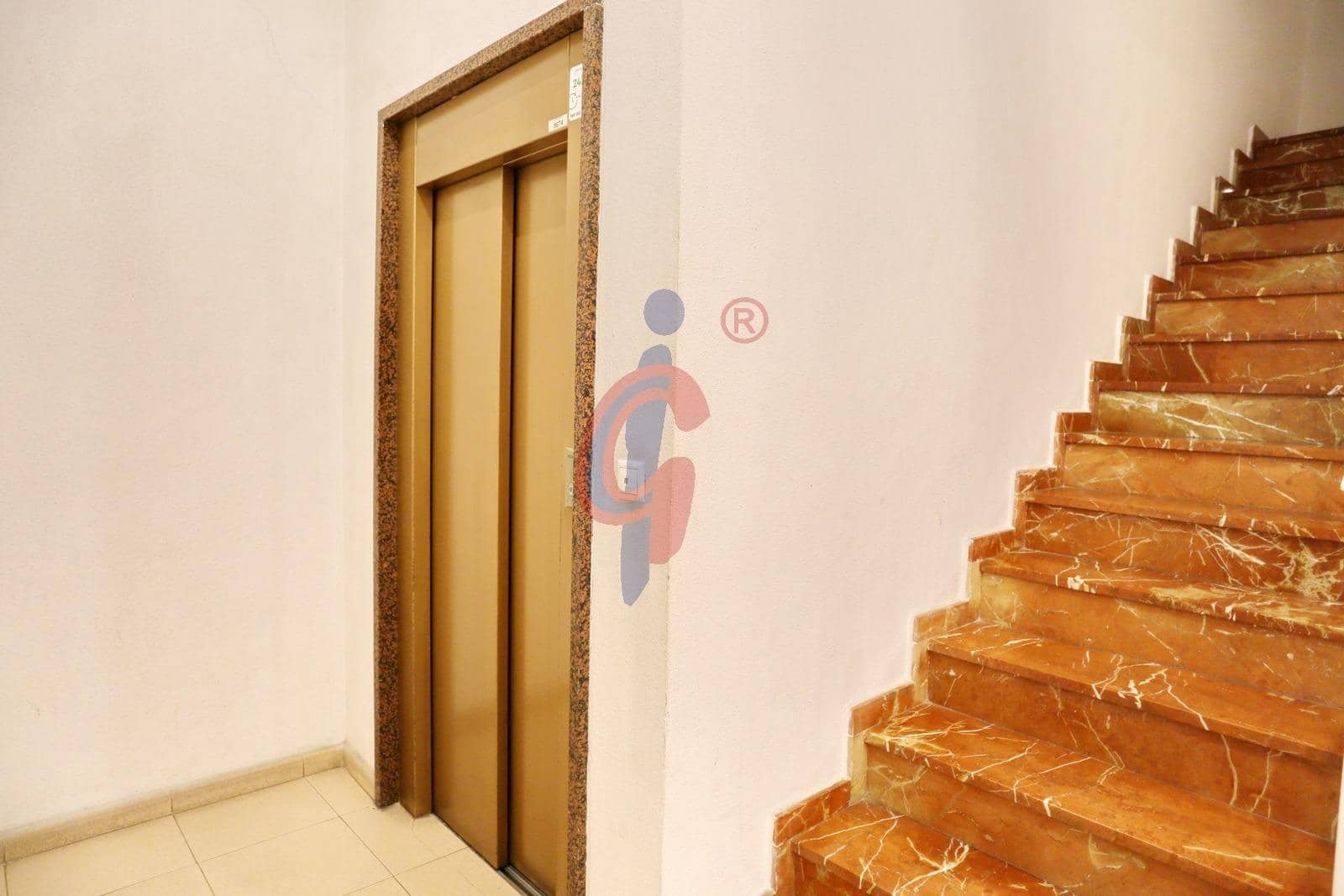 2 soveværelse Lejlighed til salg i Guardamar del Segura med garage - € 174.990 (Ref: 8755778)