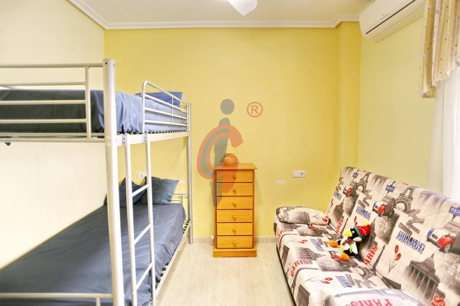 Apartamento de 2 habitaciones en Guardamar del Segura en venta con garaje - 174.990 € (Ref: 8755778)