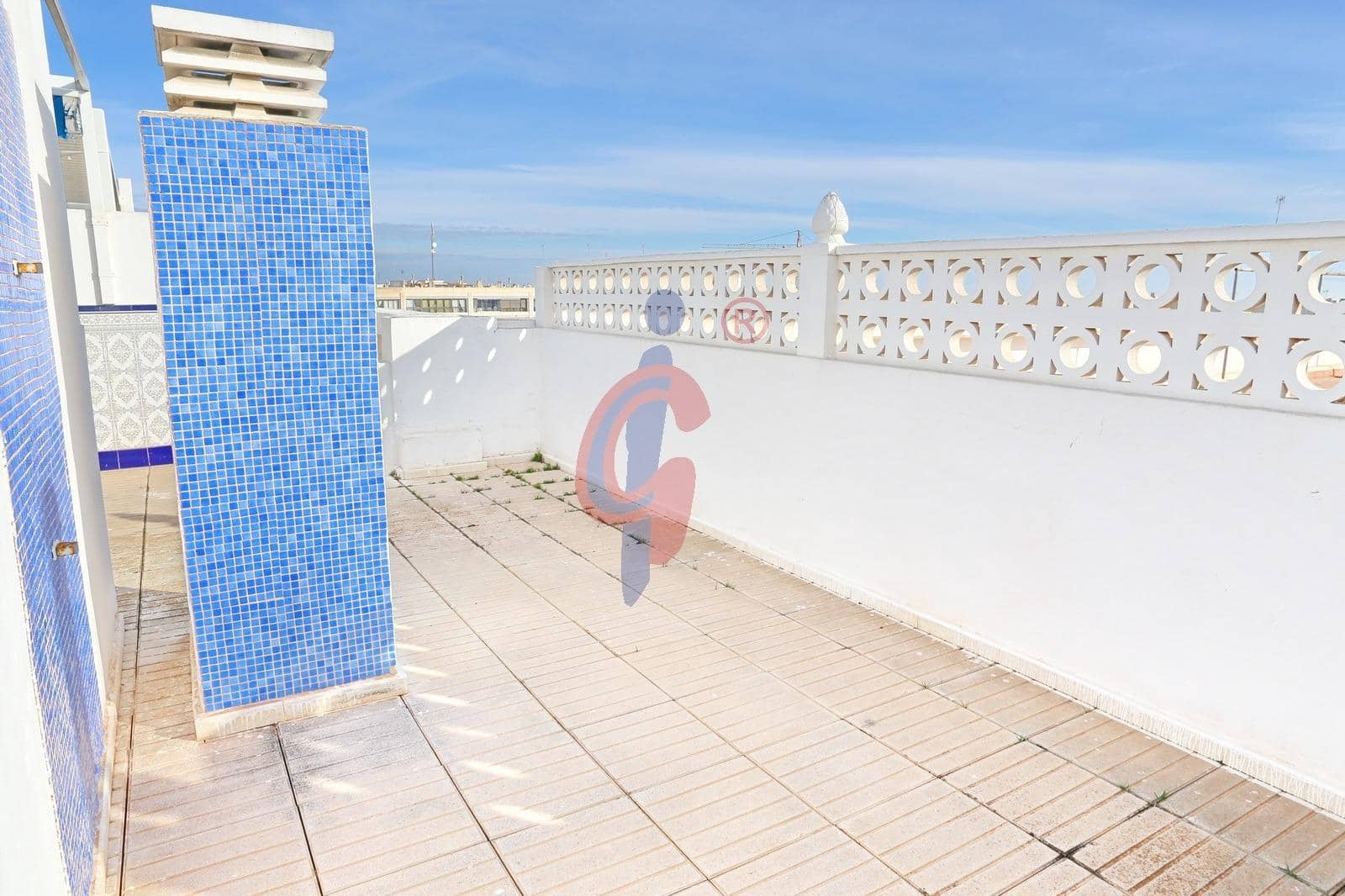2 bedroom Apartment for sale in Guardamar del Segura with garage - € 174,990 (Ref: 8755778)