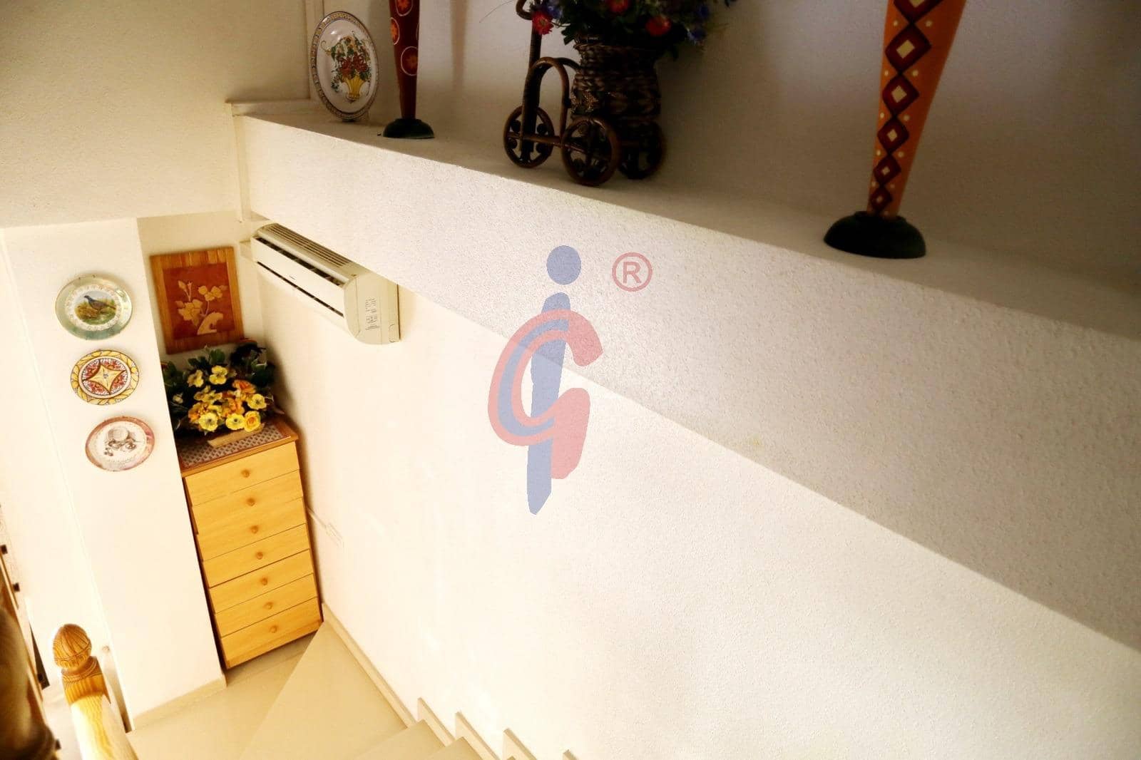 4 quarto Apartamento para venda em Guardamar del Segura com garagem - 315 000 € (Ref: 8827543)