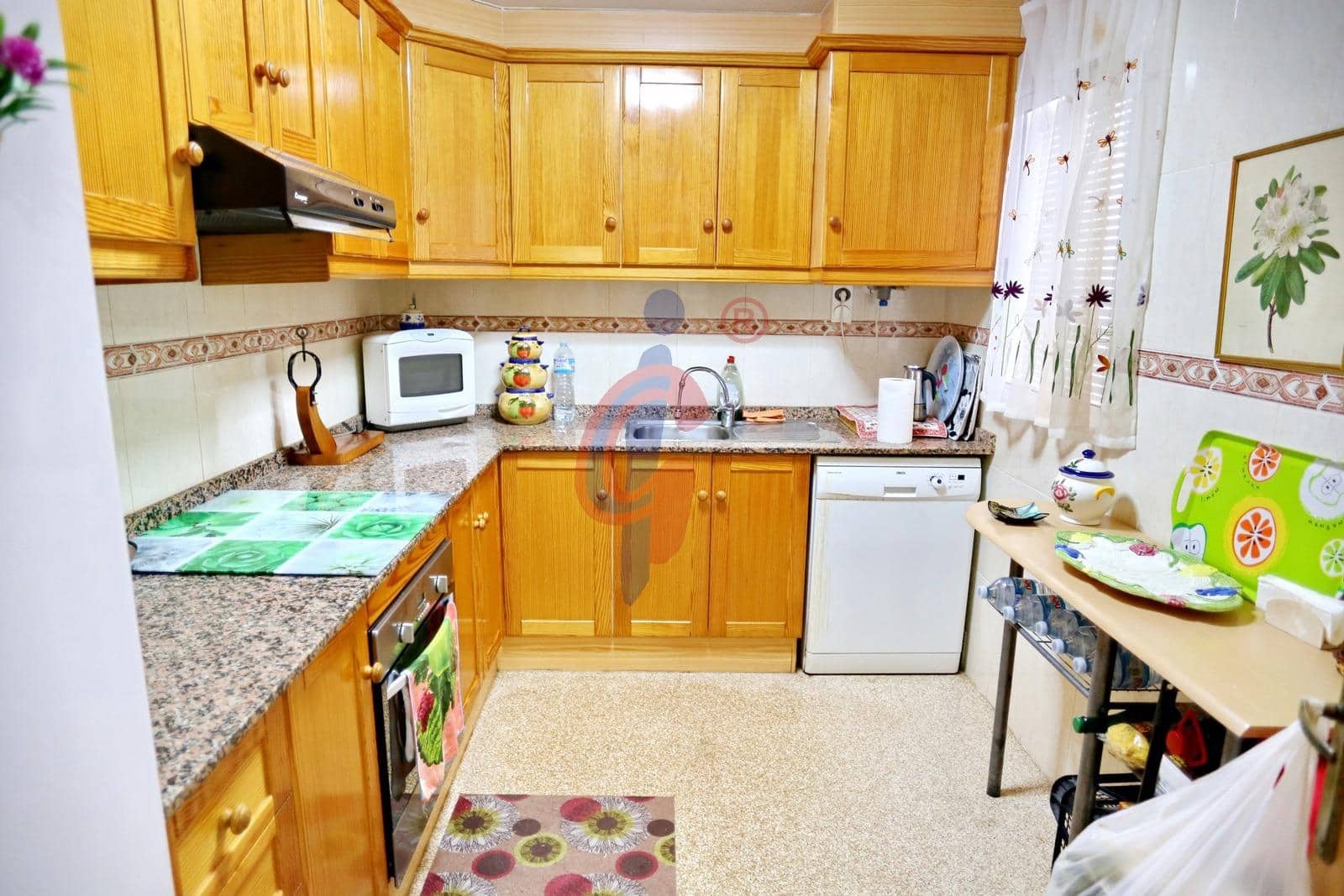 4 makuuhuone Huoneisto myytävänä paikassa Guardamar del Segura mukana 
autotalli - 315 000 € (Ref: 8827543)