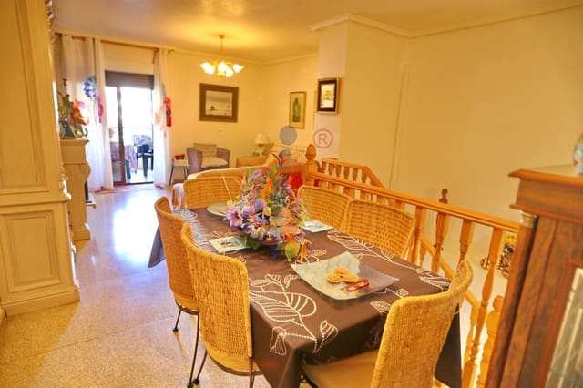 4 soveværelse Lejlighed til salg i Zona Pueblo, Guardamar del Segura med garage - € 315.000 (Ref: 8827543)