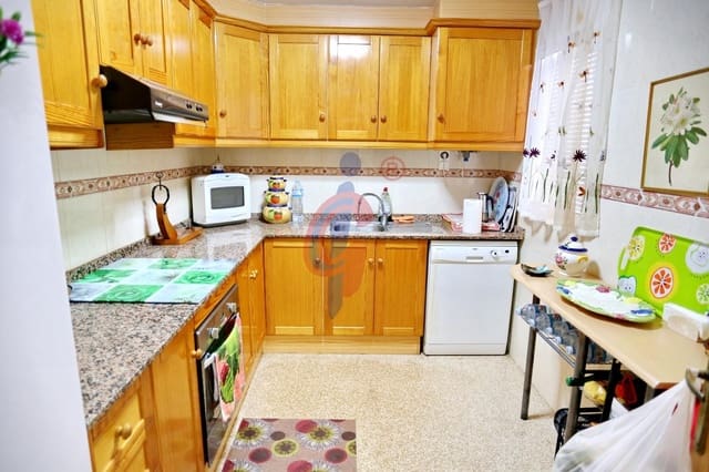 4 soveværelse Lejlighed til salg i Zona Pueblo, Guardamar del Segura med garage - € 315.000 (Ref: 8827543)