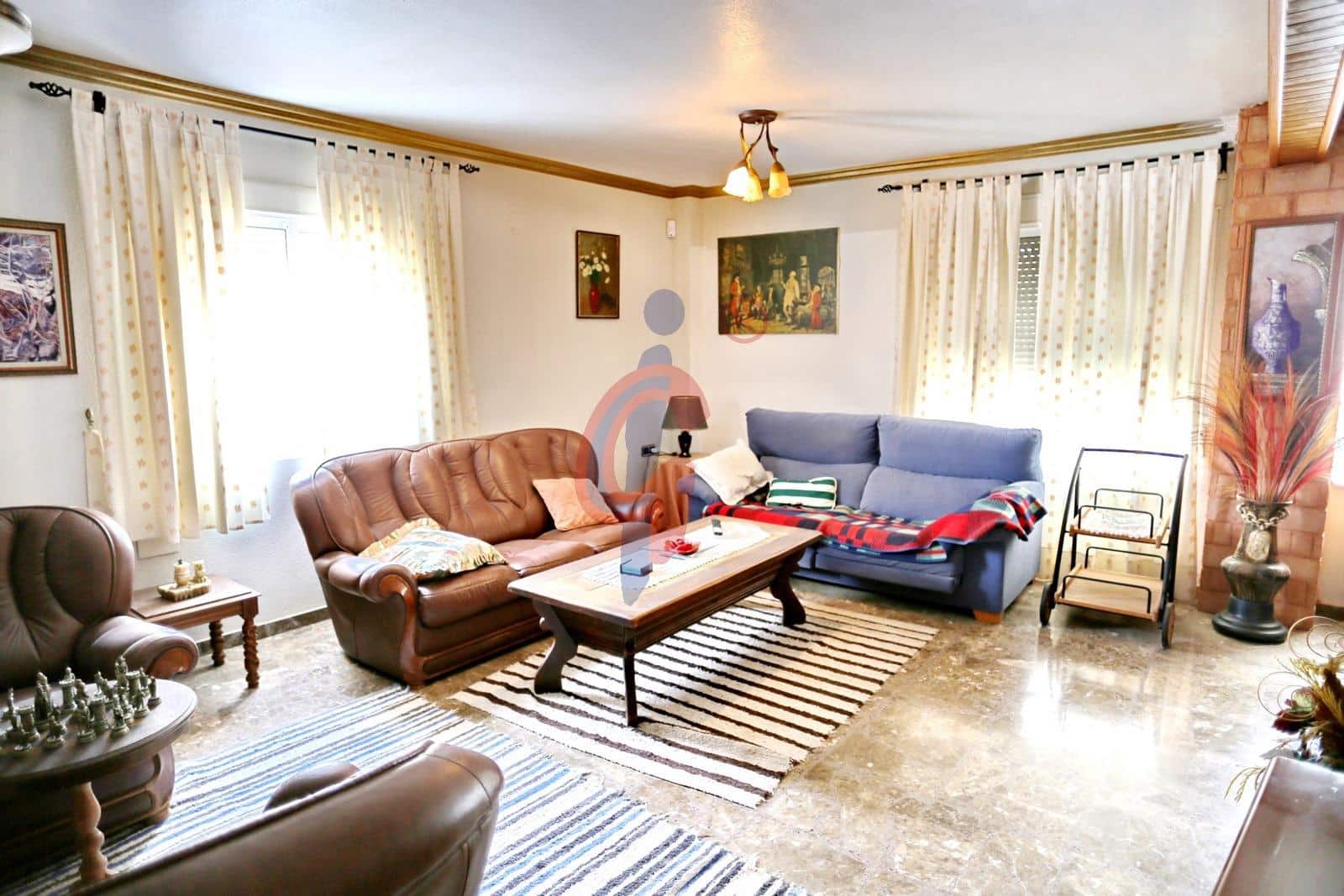 4 sypialnia Finka/Dom wiejski na sprzedaż w La Hoya z basenem garażem - 425 000 € (Ref: 8827544)