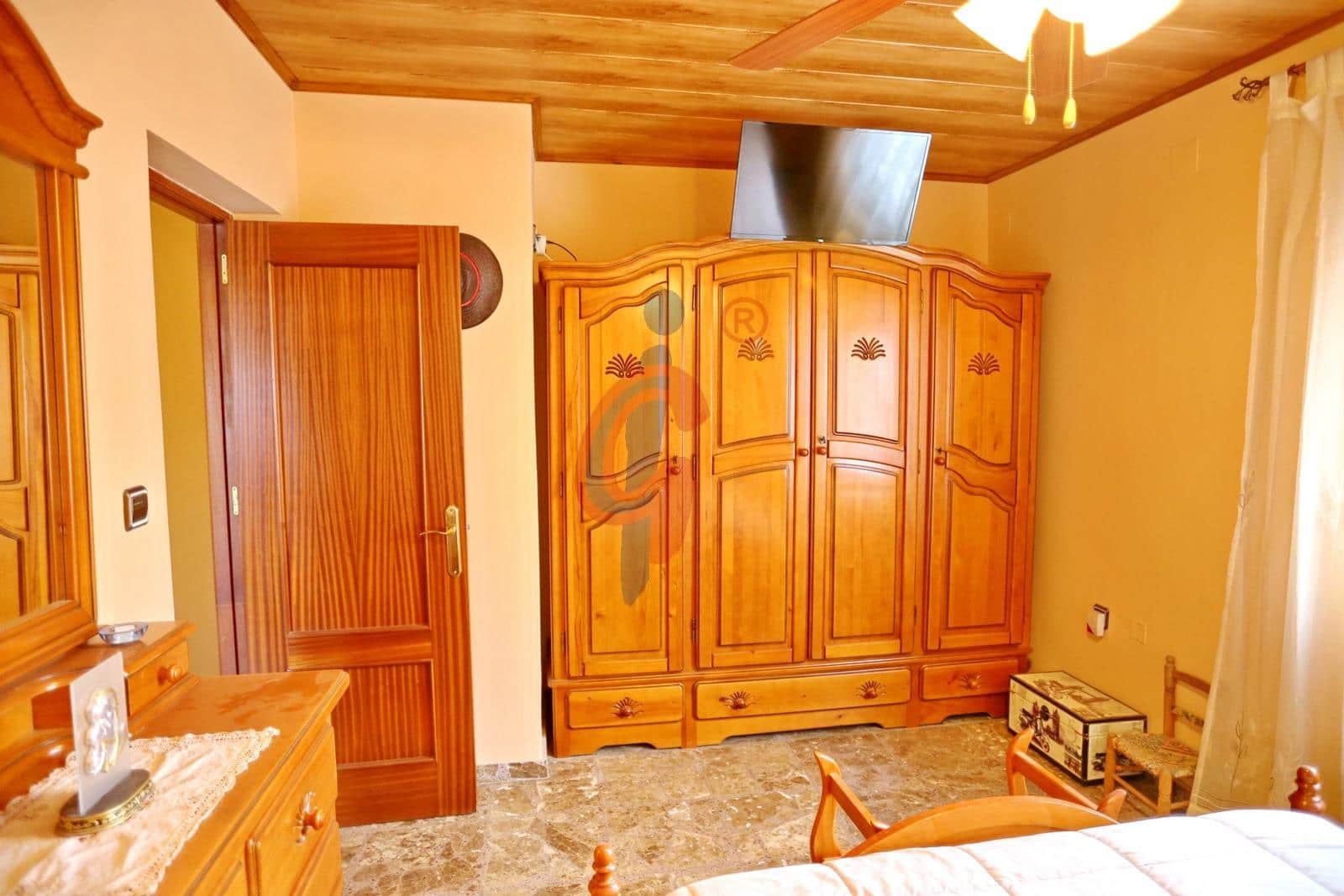 4 sypialnia Finka/Dom wiejski na sprzedaż w La Hoya z basenem garażem - 425 000 € (Ref: 8827544)