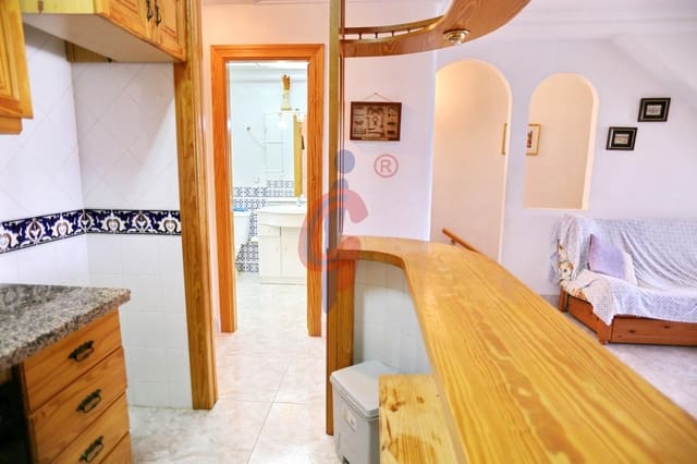 3 soveværelse Rækkehus til salg i El Moncayo - El Pòrtic, Guardamar del Segura med garage - € 220.000 (Ref: 8834699)