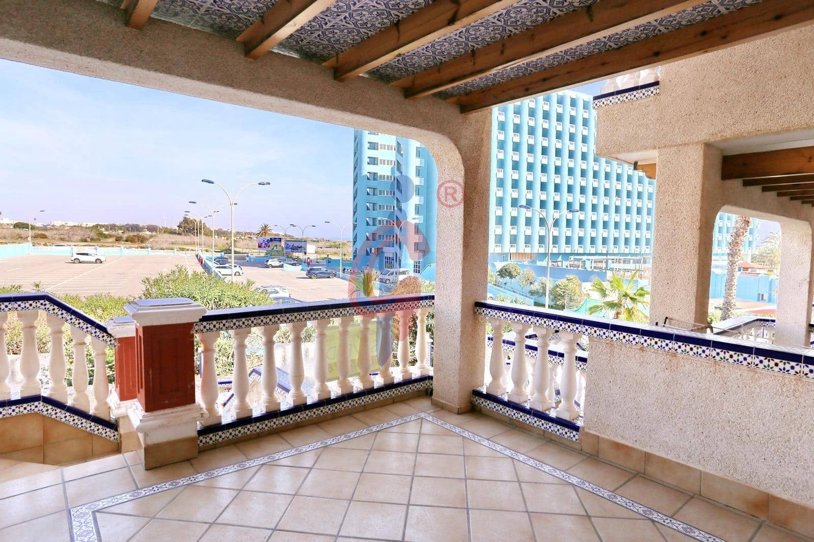 3 soveværelse Rækkehus til salg i Guardamar del Segura med garage - € 220.000 (Ref: 8834699)