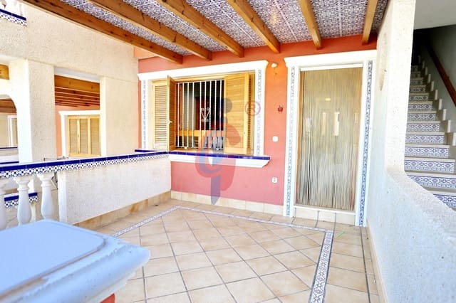 3 soveværelse Rækkehus til salg i El Moncayo - El Pòrtic, Guardamar del Segura med garage - € 220.000 (Ref: 8834699)