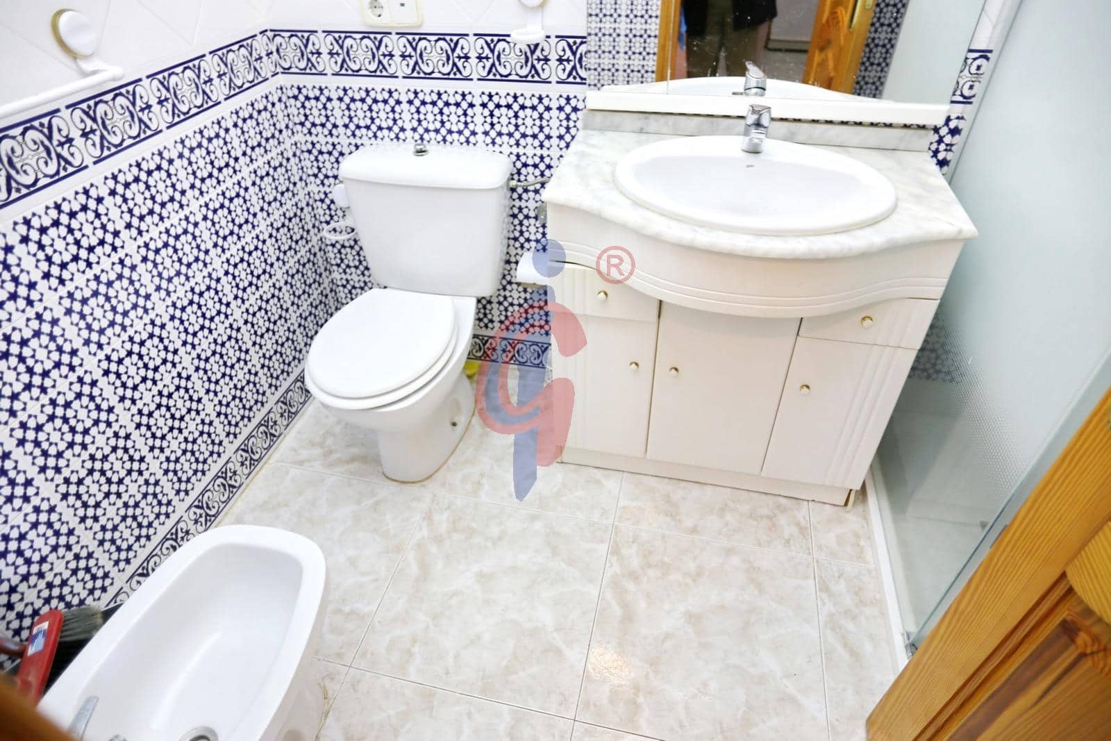 3 soveværelse Rækkehus til salg i Guardamar del Segura med garage - € 220.000 (Ref: 8834699)