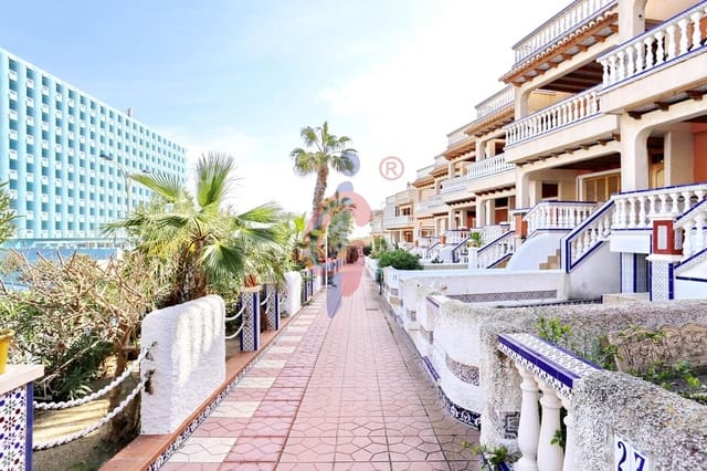 3 soveværelse Rækkehus til salg i El Moncayo - El Pòrtic, Guardamar del Segura med garage - € 220.000 (Ref: 8834699)