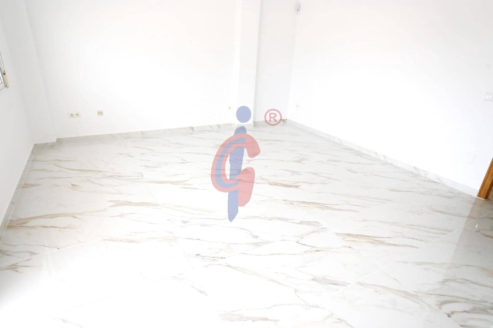 Chalet de 4 habitaciones en San Fulgencio en venta con garaje - 400.000 € (Ref: 8834700)