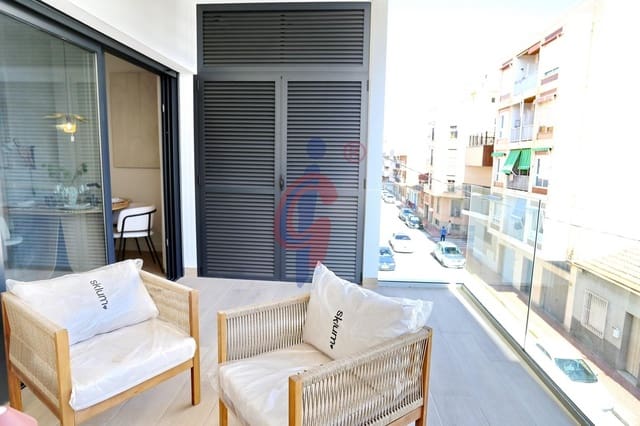 3 soverom Penthouse til salgs i Zona Pueblo, Guardamar del Segura - € 339 500 (Ref: 8841052)