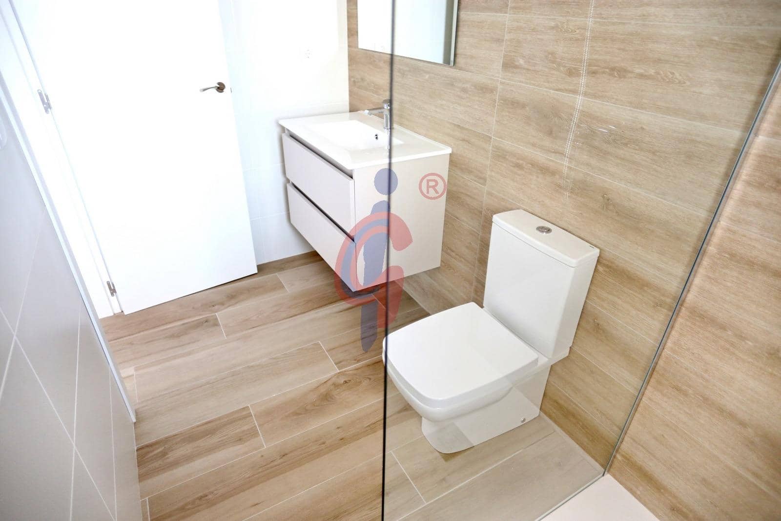 2 quarto Apartamento para venda em Guardamar del Segura com piscina - 199 900 € (Ref: 8841053)