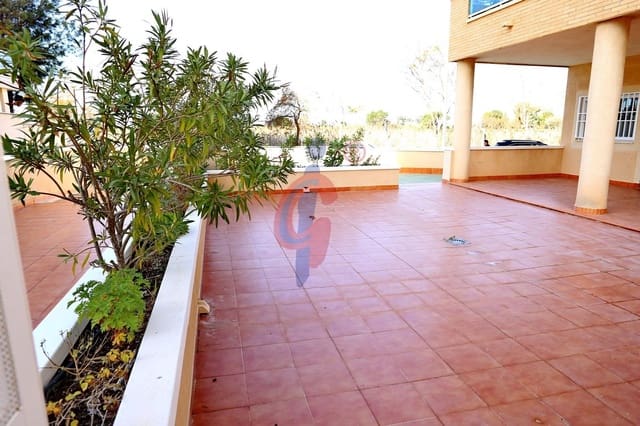 2 soveværelse Lejlighed til salg i Puerto Deportivo, Guardamar del Segura med swimmingpool - € 199.900 (Ref: 8841053)