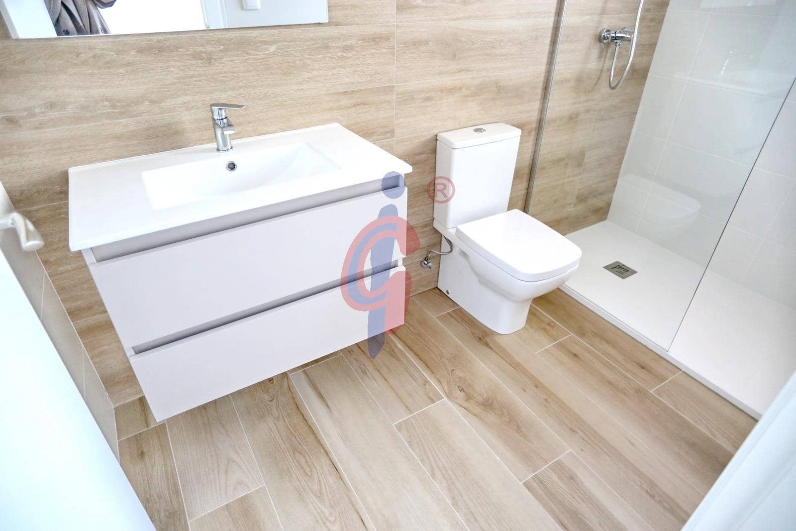 2 quarto Apartamento para venda em Guardamar del Segura com piscina - 199 900 € (Ref: 8841053)