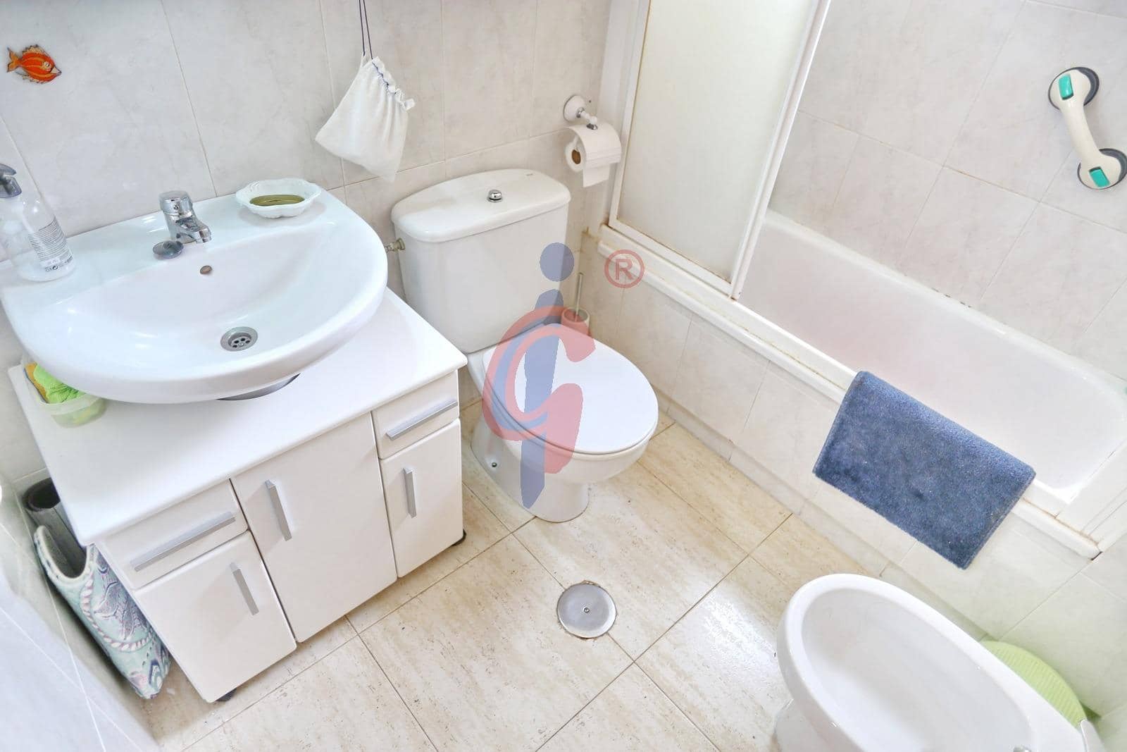 2 soveværelse Lejlighed til salg i Guardamar del Segura med swimmingpool - € 129.950 (Ref: 8865086)