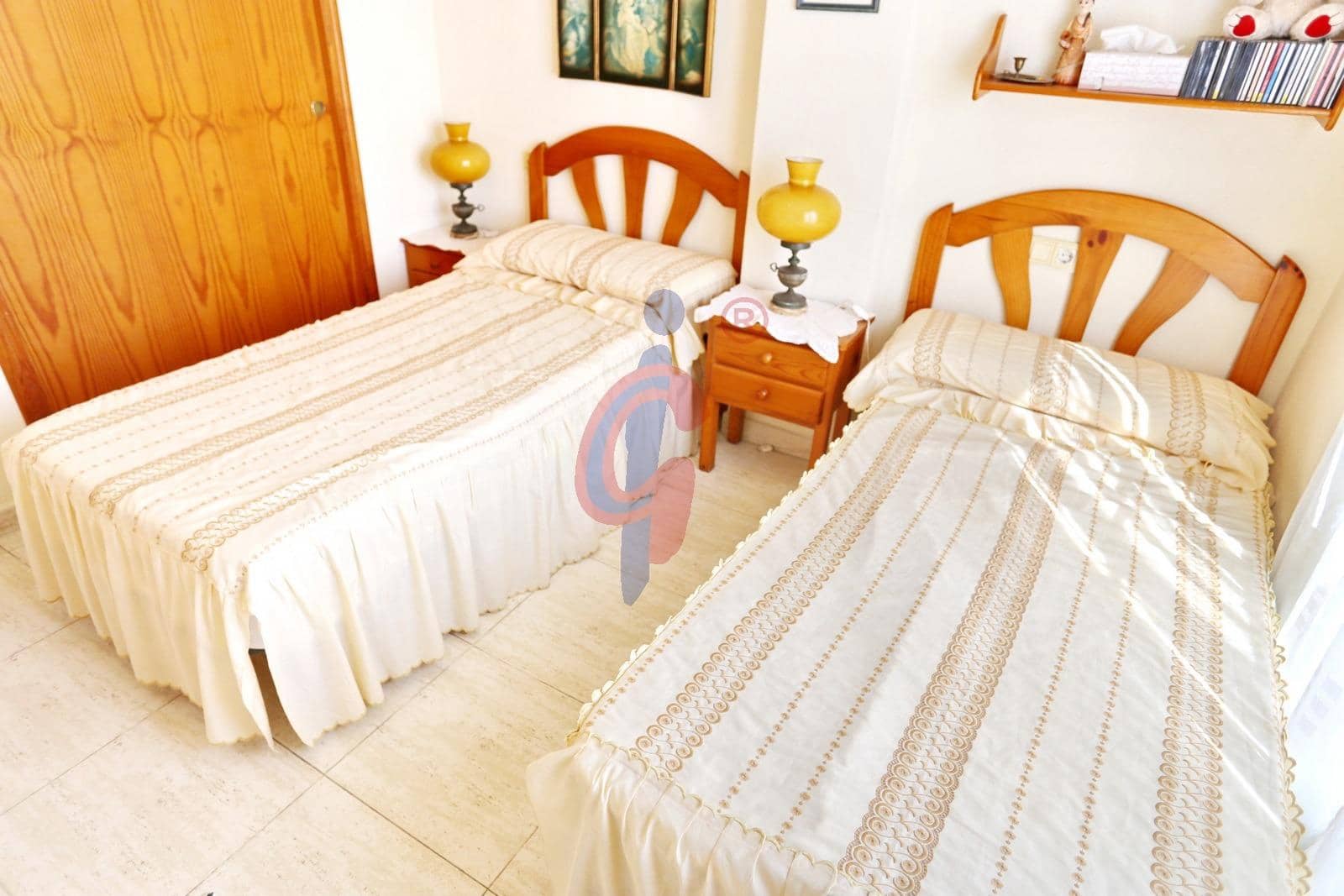 2 soveværelse Lejlighed til salg i Guardamar del Segura med swimmingpool - € 129.950 (Ref: 8865086)