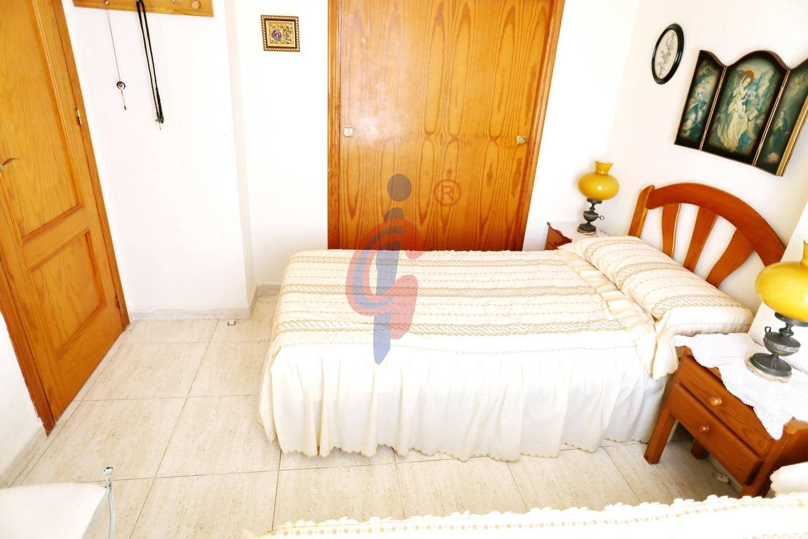 2 soveværelse Lejlighed til salg i Guardamar del Segura med swimmingpool - € 129.950 (Ref: 8865086)