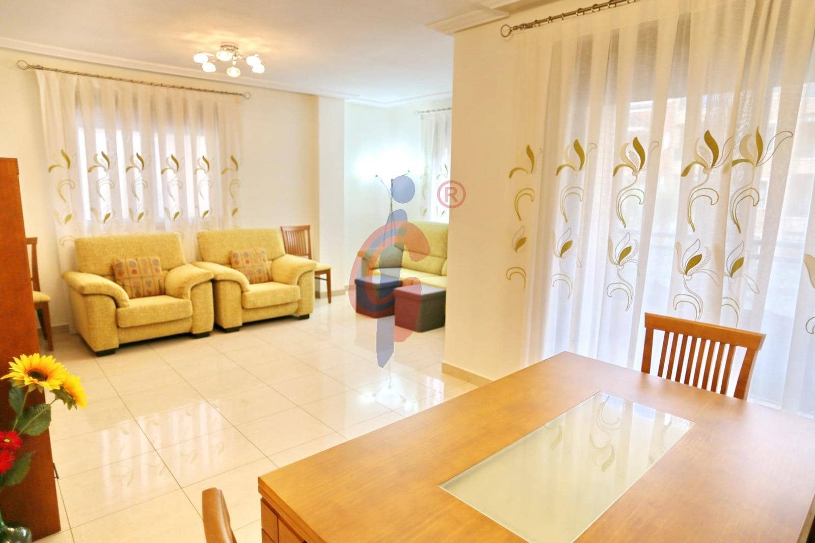 4 sypialnia Apartament na sprzedaż w Guardamar del Segura z garażem - 279 000 € (Ref: 8892961)