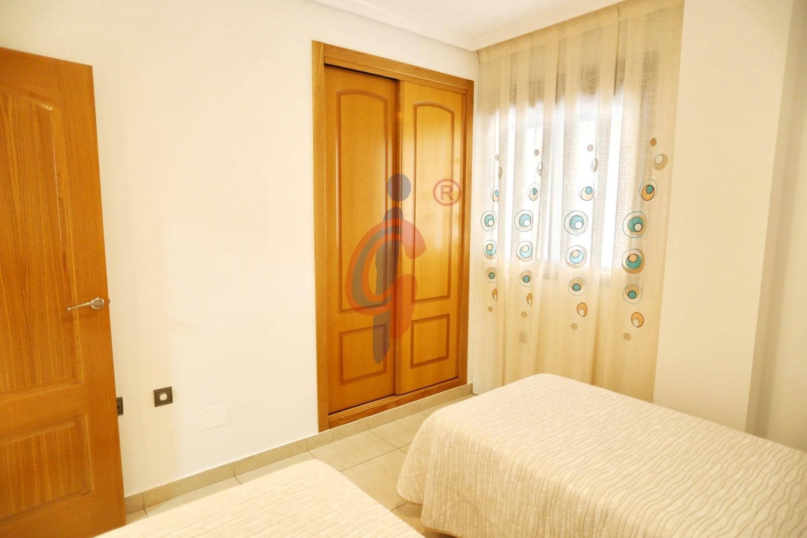 4 sypialnia Apartament na sprzedaż w Guardamar del Segura z garażem - 279 000 € (Ref: 8892961)