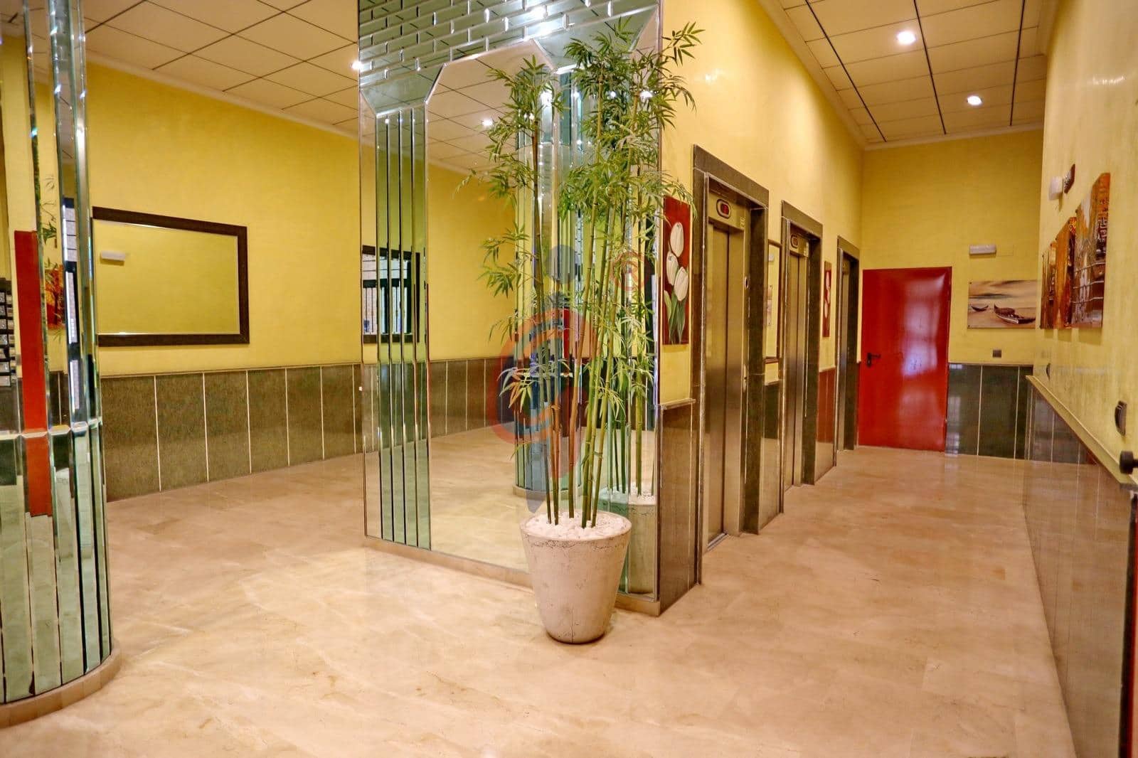 4 sypialnia Apartament na sprzedaż w Guardamar del Segura z garażem - 279 000 € (Ref: 8892961)