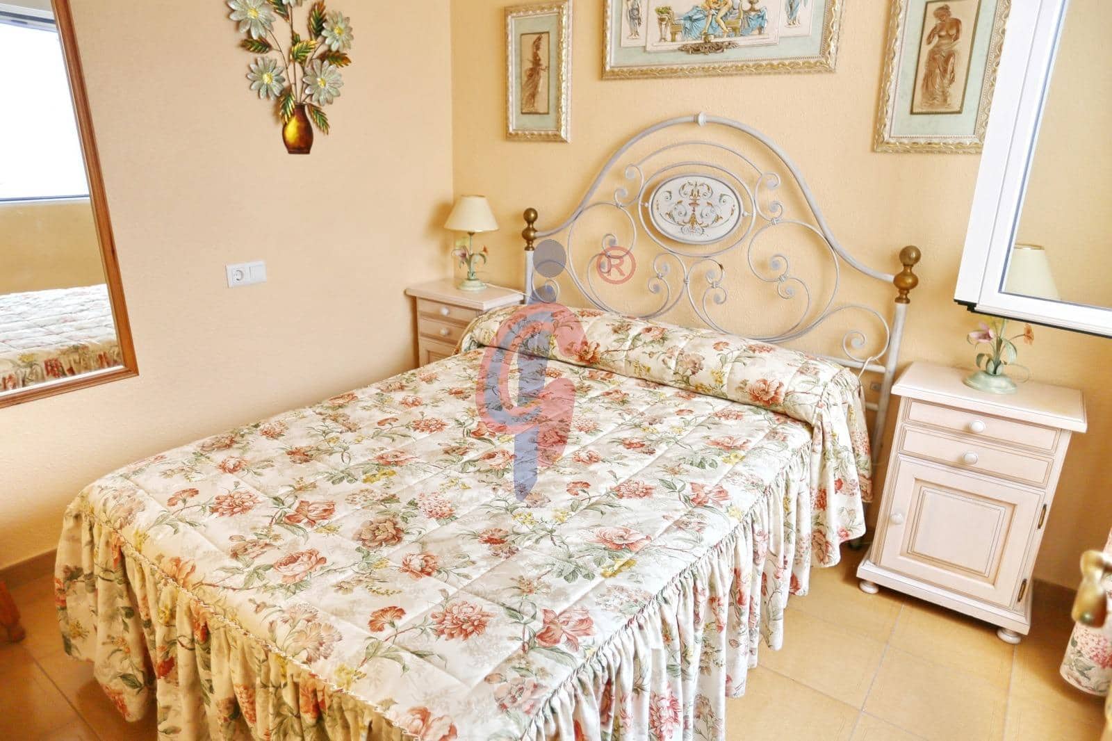 4 sypialnia Dom szeregowy na sprzedaż w Guardamar del Segura z basenem garażem - 435 000 € (Ref: 8915207)