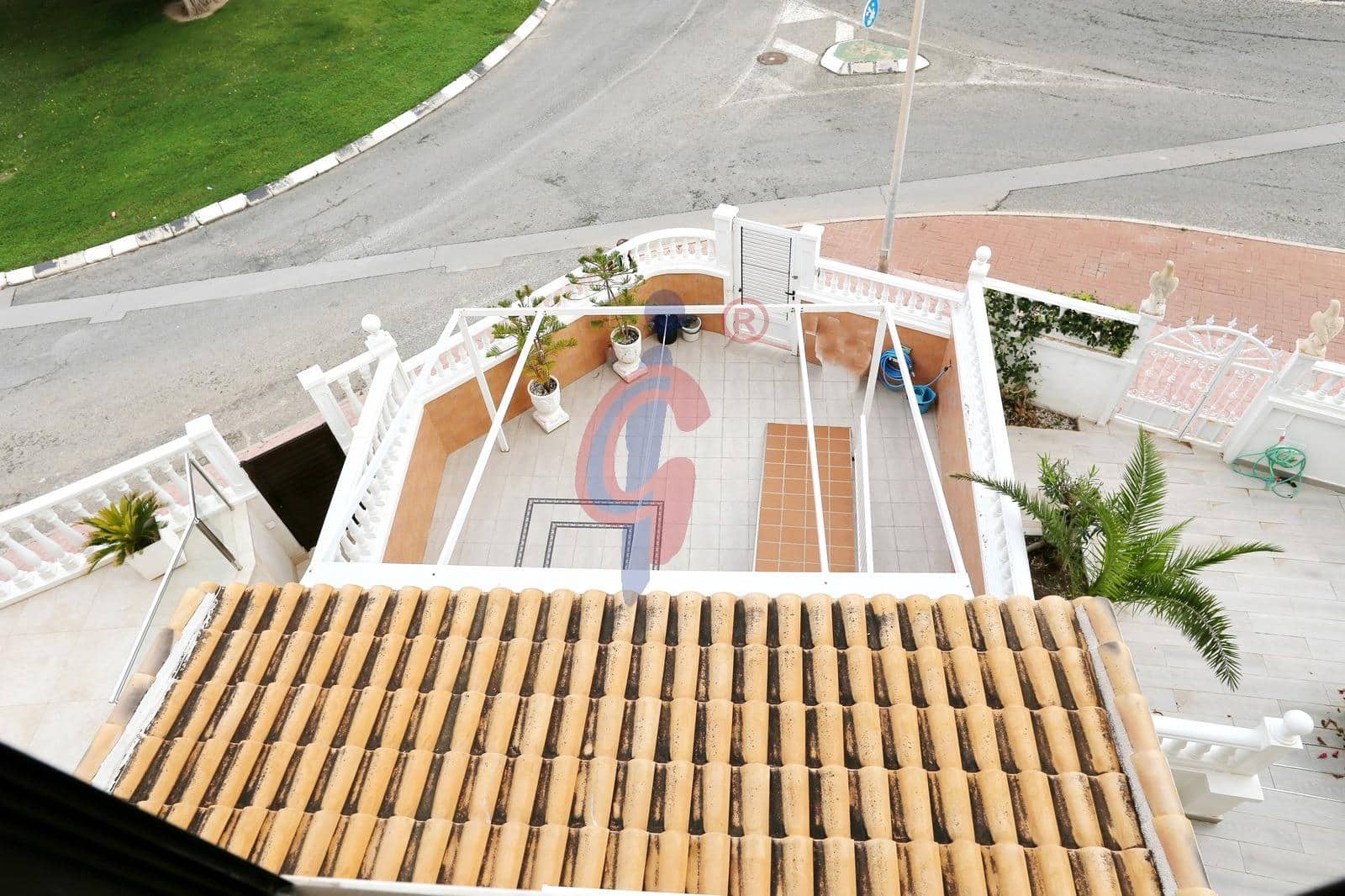 4 sypialnia Dom szeregowy na sprzedaż w Guardamar del Segura z basenem garażem - 435 000 € (Ref: 8915207)