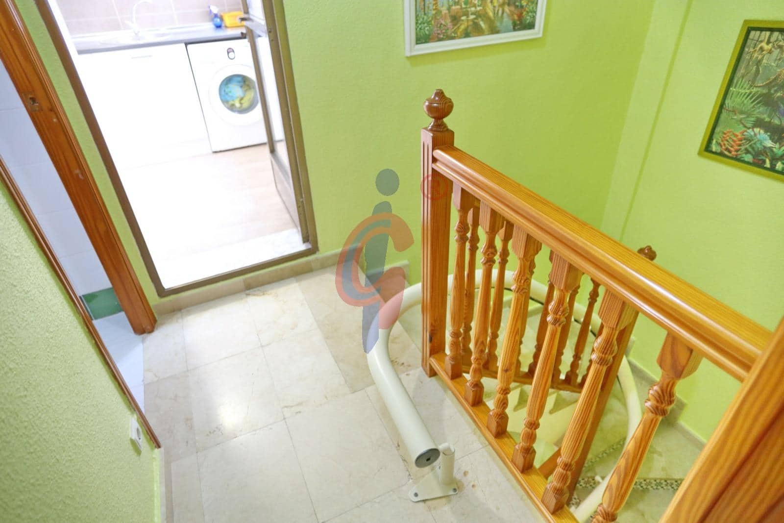 4 sypialnia Dom szeregowy na sprzedaż w Guardamar del Segura z basenem garażem - 435 000 € (Ref: 8915207)