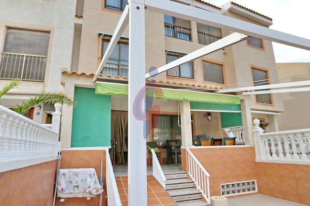 4 sovrum Radhus till salu i Las Viñas, Guardamar del Segura med pool garage - 435 000 € (Ref: 8915207)
