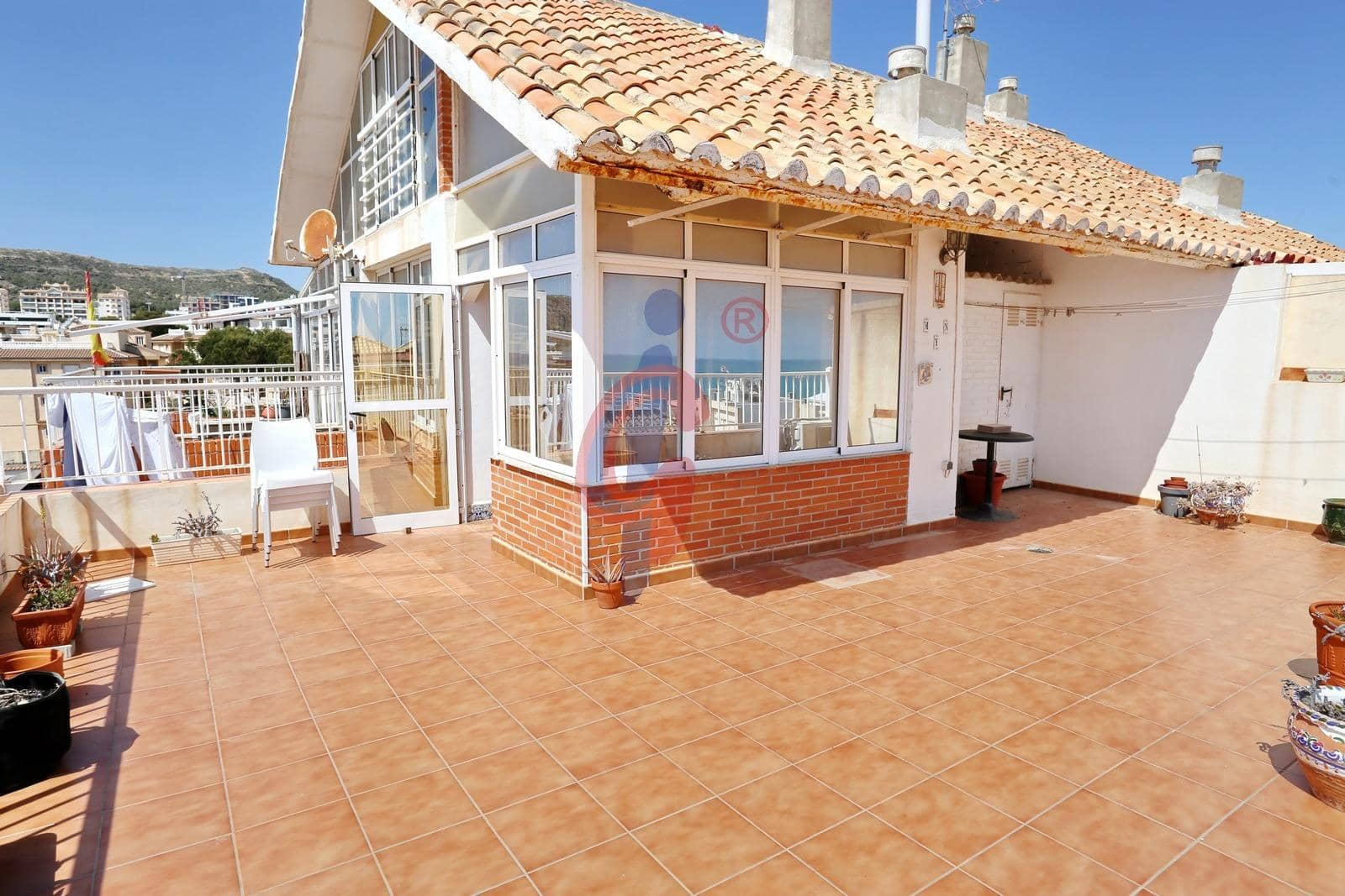 2 chambre Penthouse à vendre à Guardamar del Segura avec garage - 232 000 € (Ref: 8915208)