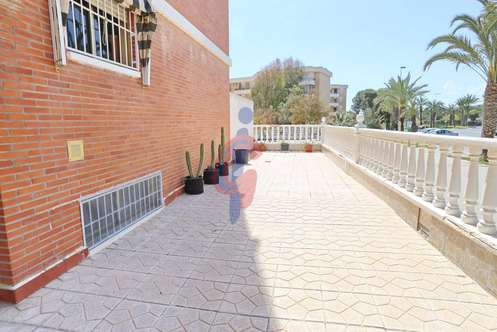 2 chambre Penthouse à vendre à Guardamar del Segura avec garage - 232 000 € (Ref: 8915208)