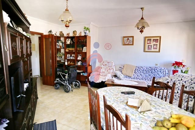 3 soveværelse Lejlighed til salg i Zona Pueblo, Guardamar del Segura - € 175.000 (Ref: 8926264)