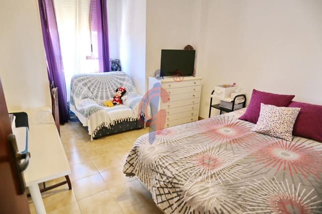 3 soveværelse Lejlighed til salg i Zona Pueblo, Guardamar del Segura - € 175.000 (Ref: 8926264)