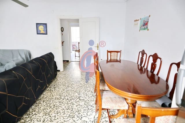 3 makuuhuone Huoneisto myytävänä paikassa Zona Pueblo, Guardamar del Segura - 135 000 € (Ref: 8944045)