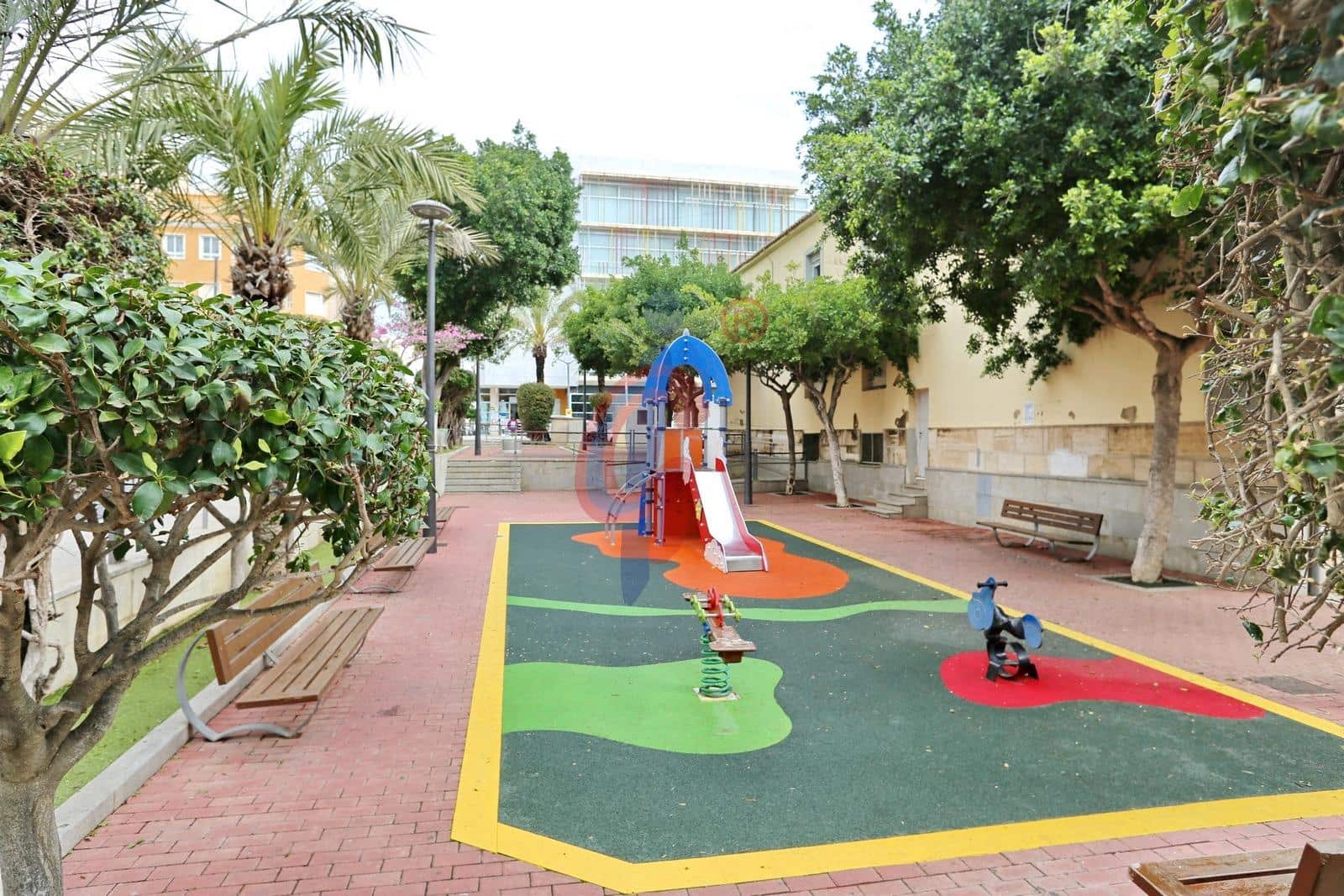 3 makuuhuone Huoneisto myytävänä paikassa Guardamar del Segura - 135 000 € (Ref: 8944045)