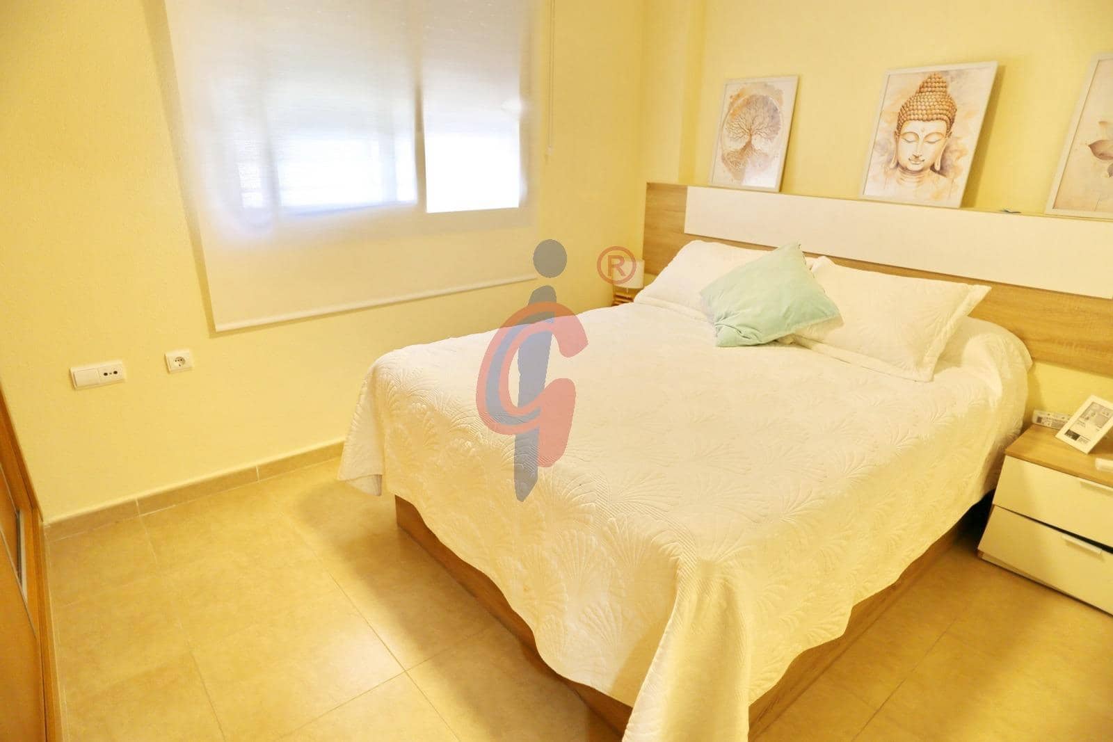 3 soveværelse Rækkehus til salg i Guardamar del Segura med swimmingpool garage - € 240.000 (Ref: 8944047)