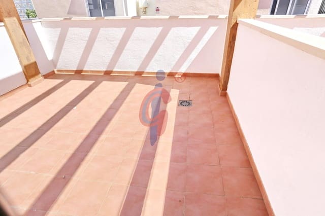 Adosado de 3 habitaciones en Los Secanos, Guardamar del Segura en venta con piscina garaje - 240.000 € (Ref: 8944047)