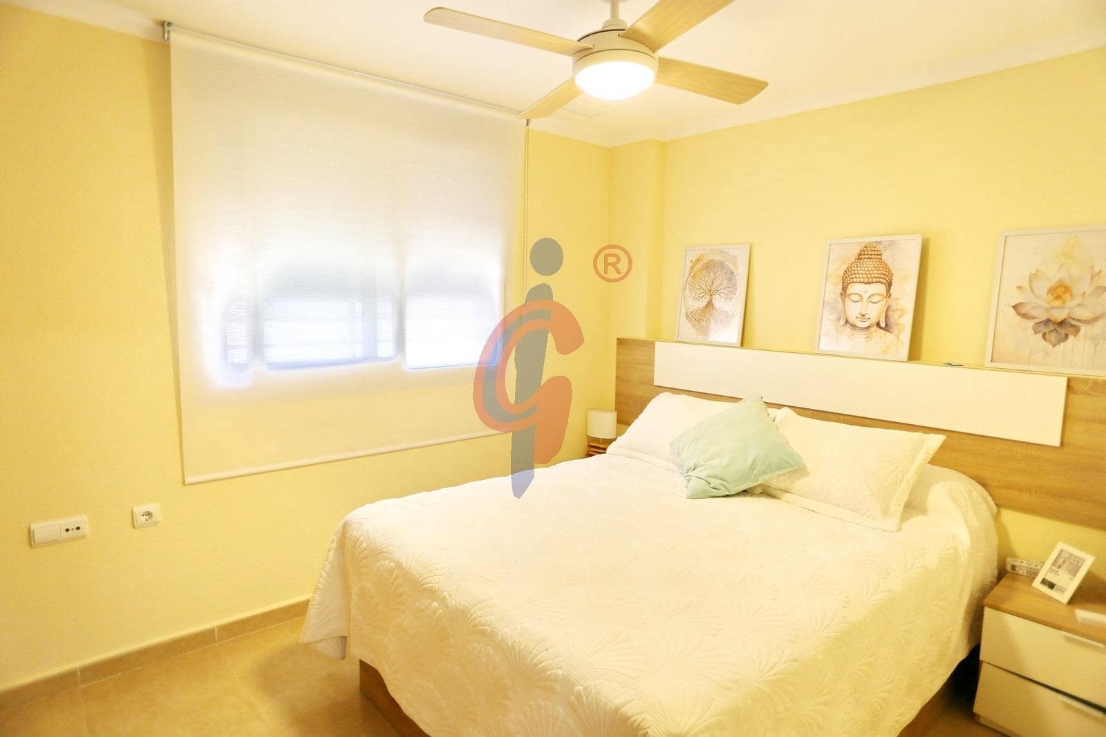 3 soveværelse Rækkehus til salg i Guardamar del Segura med swimmingpool garage - € 240.000 (Ref: 8944047)