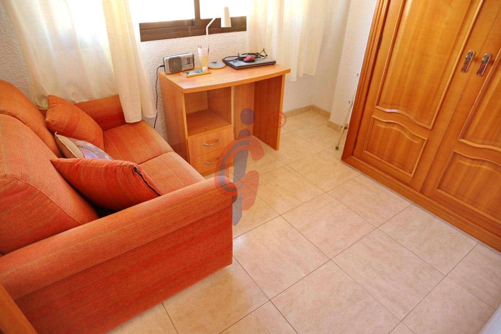 3 sovrum Lägenhet till salu i Guardamar del Segura med garage - 339 995 € (Ref: 8949012)