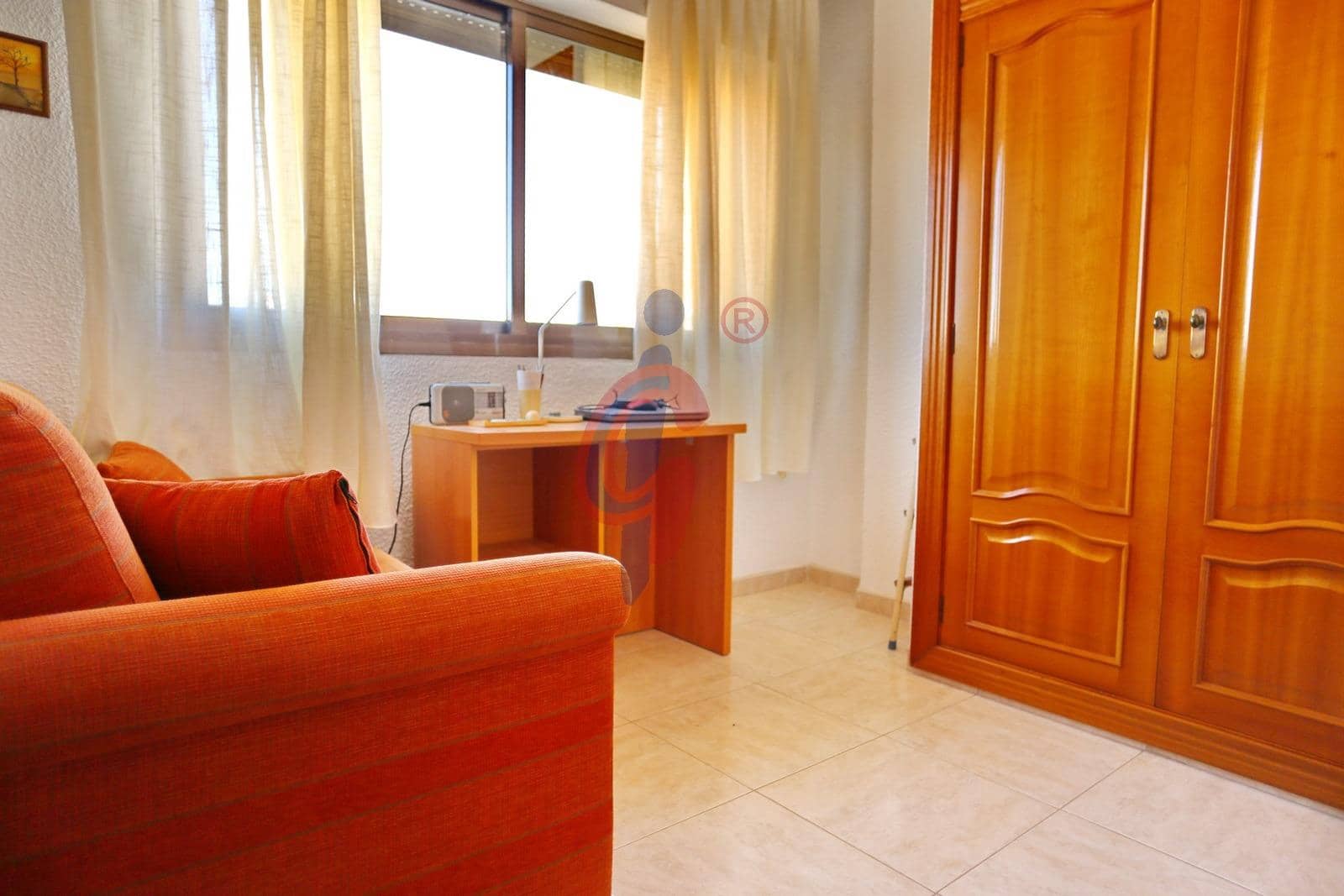 3 sovrum Lägenhet till salu i Guardamar del Segura med garage - 339 995 € (Ref: 8949012)