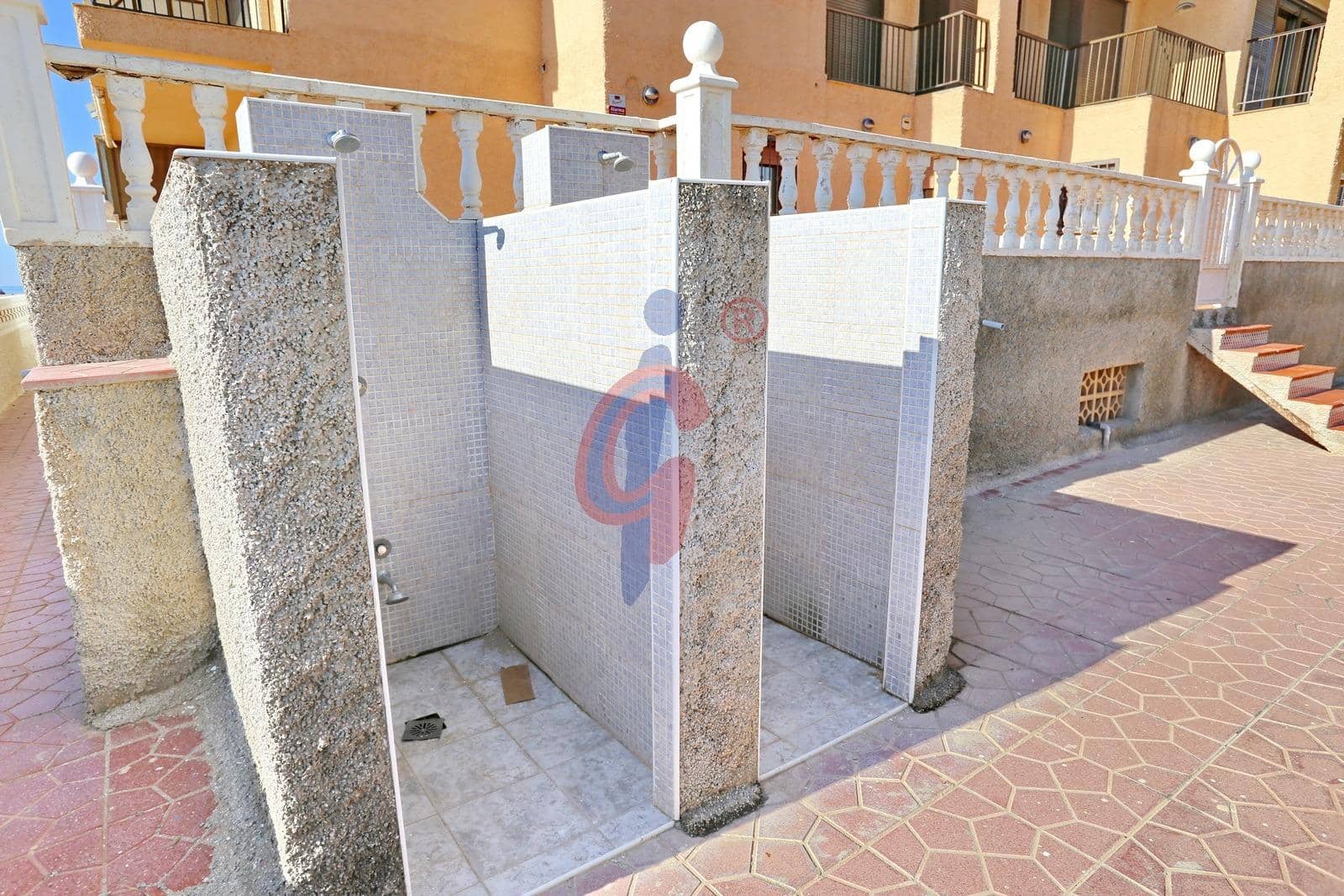 3 sovrum Lägenhet till salu i Guardamar del Segura med garage - 339 995 € (Ref: 8949012)