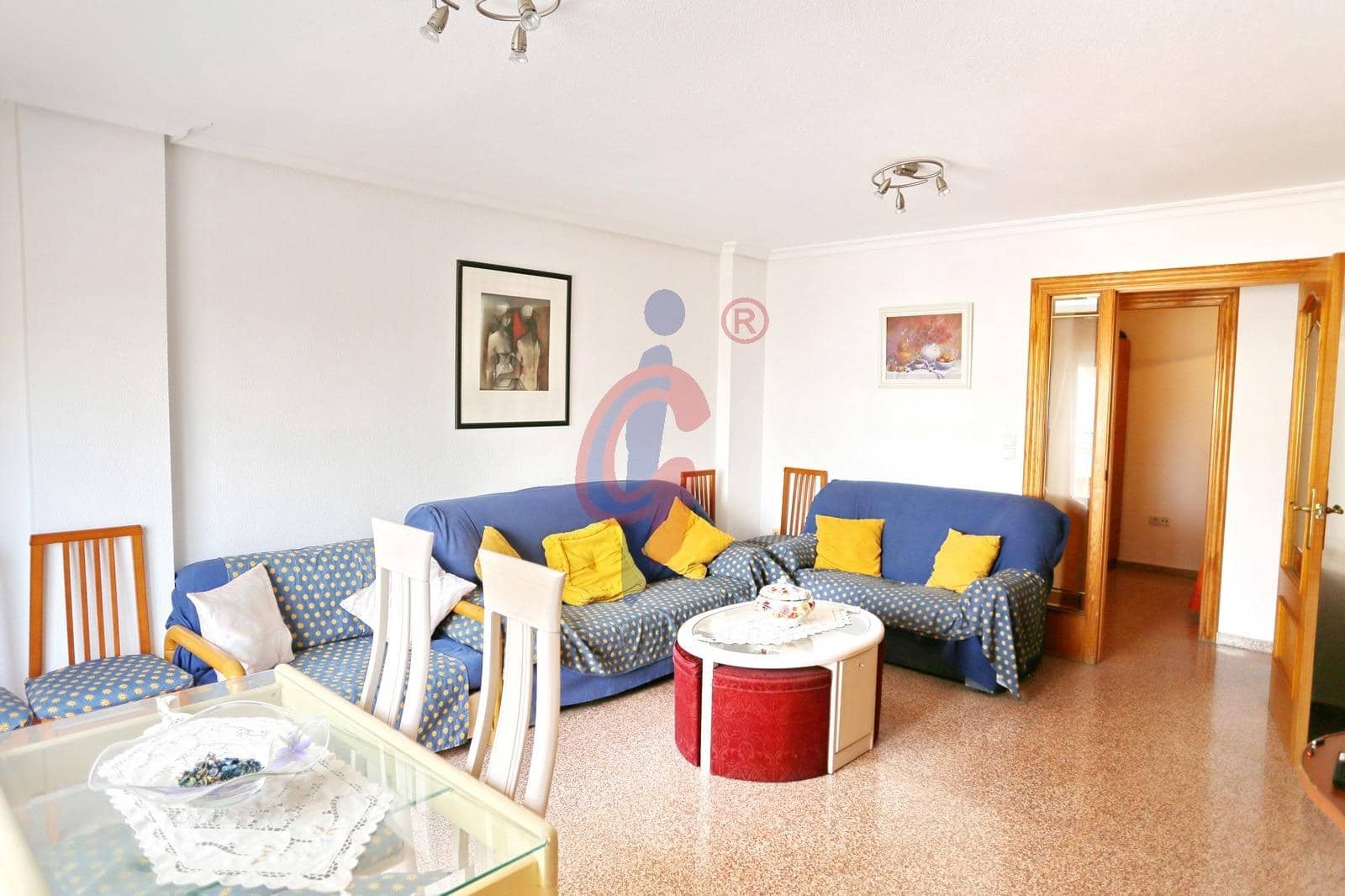 Apartamento de 3 habitaciones en Guardamar del Segura en venta con piscina - 159.000 € (Ref: 8951492)