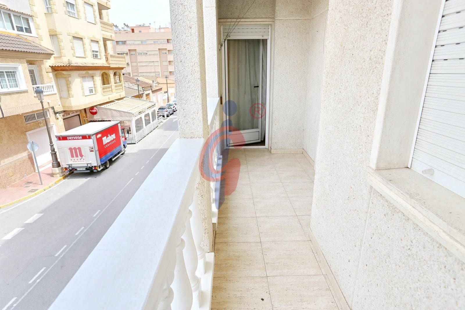 Apartamento de 3 habitaciones en Guardamar del Segura en venta con piscina - 159.000 € (Ref: 8951492)