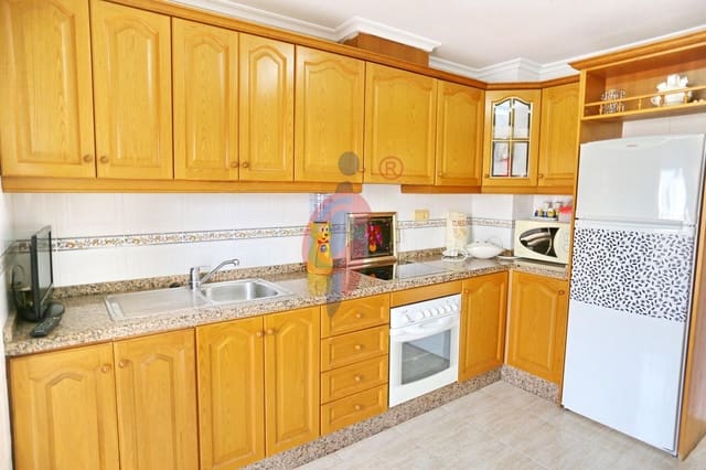 Apartamento de 3 habitaciones en Zona Pueblo, Guardamar del Segura en venta con piscina - 159.000 € (Ref: 8951492)