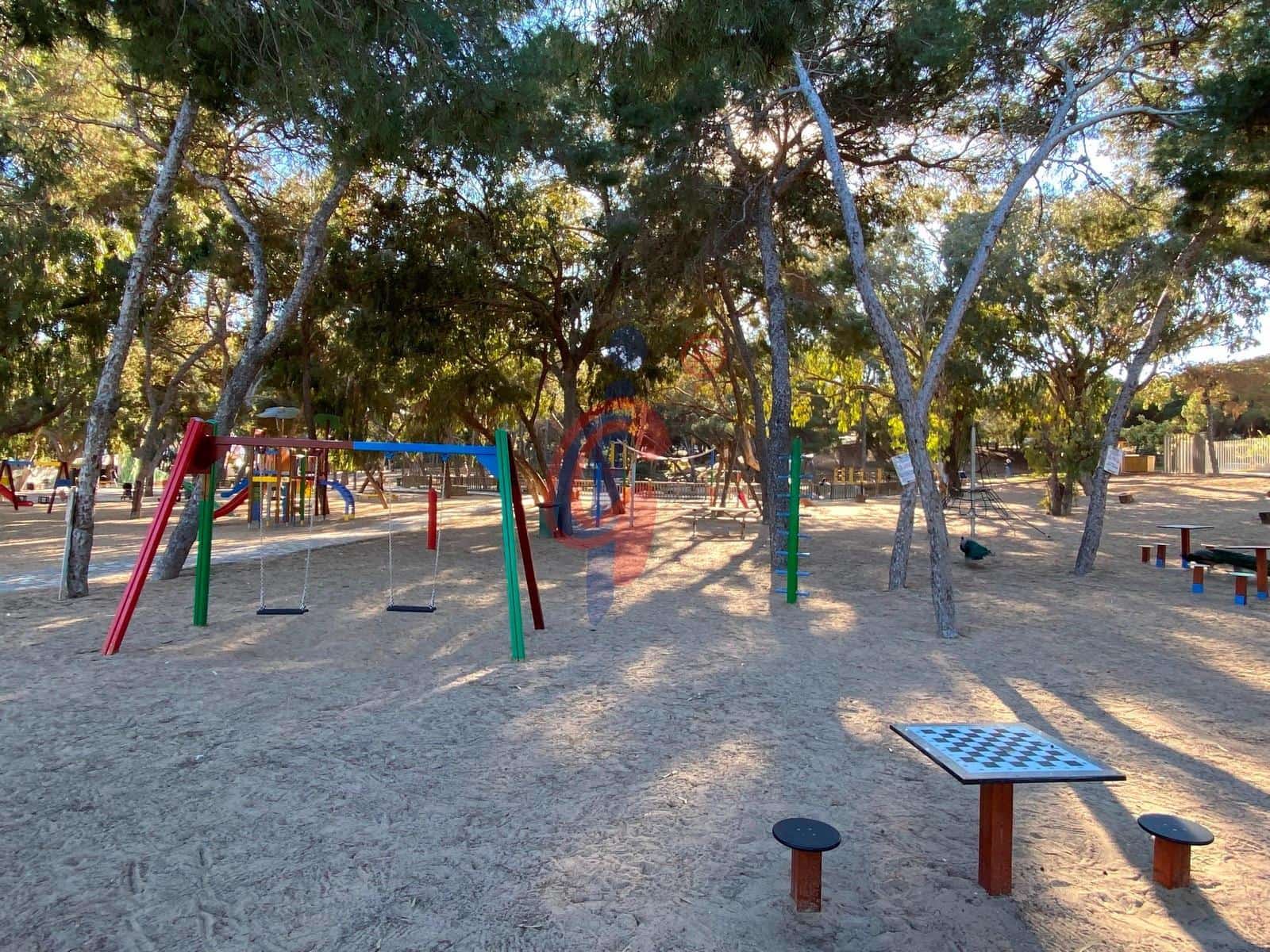 Apartamento de 3 habitaciones en Guardamar del Segura en venta con piscina - 159.000 € (Ref: 8951492)