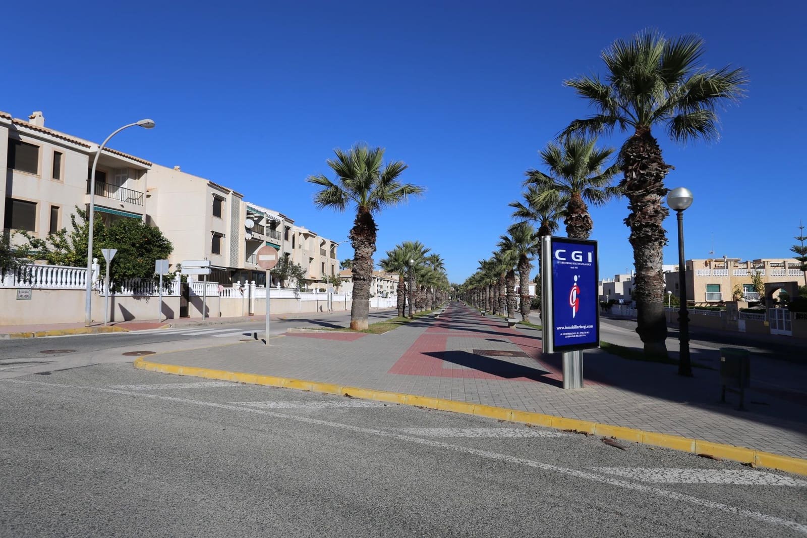 Apartamento de 3 habitaciones en Guardamar del Segura en venta con piscina - 159.000 € (Ref: 8951492)