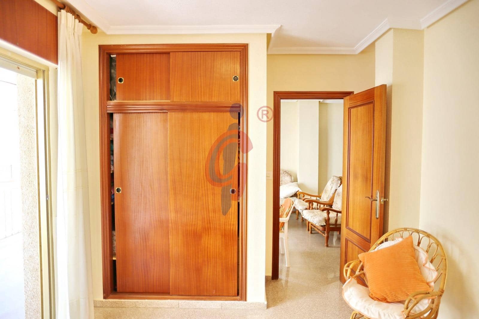 2 bedroom Apartment for sale in Guardamar del Segura with garage - € 180,000 (Ref: 8957228)