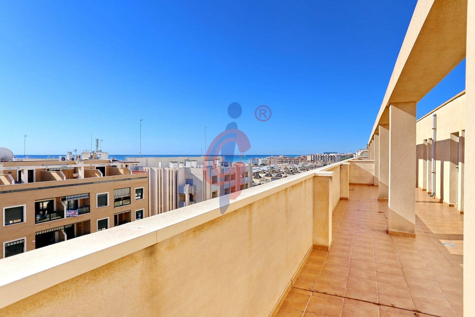 2 chambre Appartement à vendre à Guardamar del Segura avec garage - 232 000 € (Ref: 8993898)
