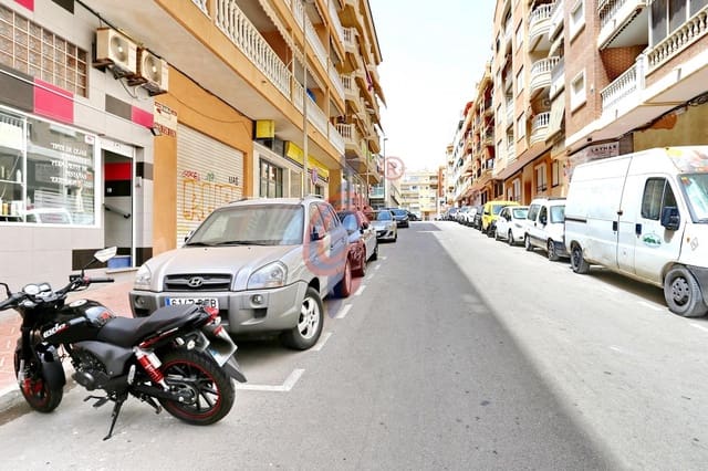 Garage for sale in Zona Pueblo, Guardamar del Segura - € 9,000 (Ref: 9001156)